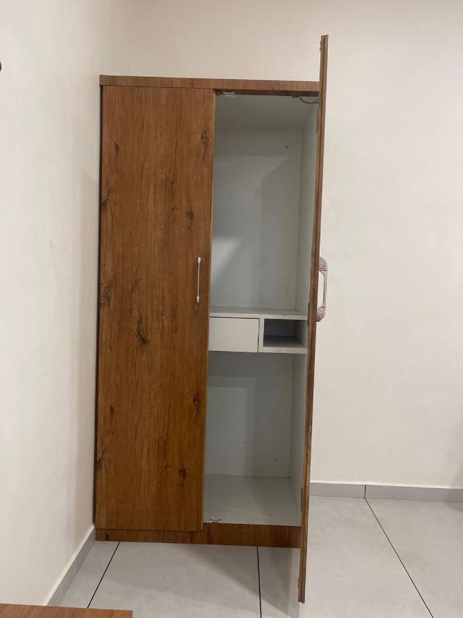 Hotel Nilkanth Navsari Eksteriør billede